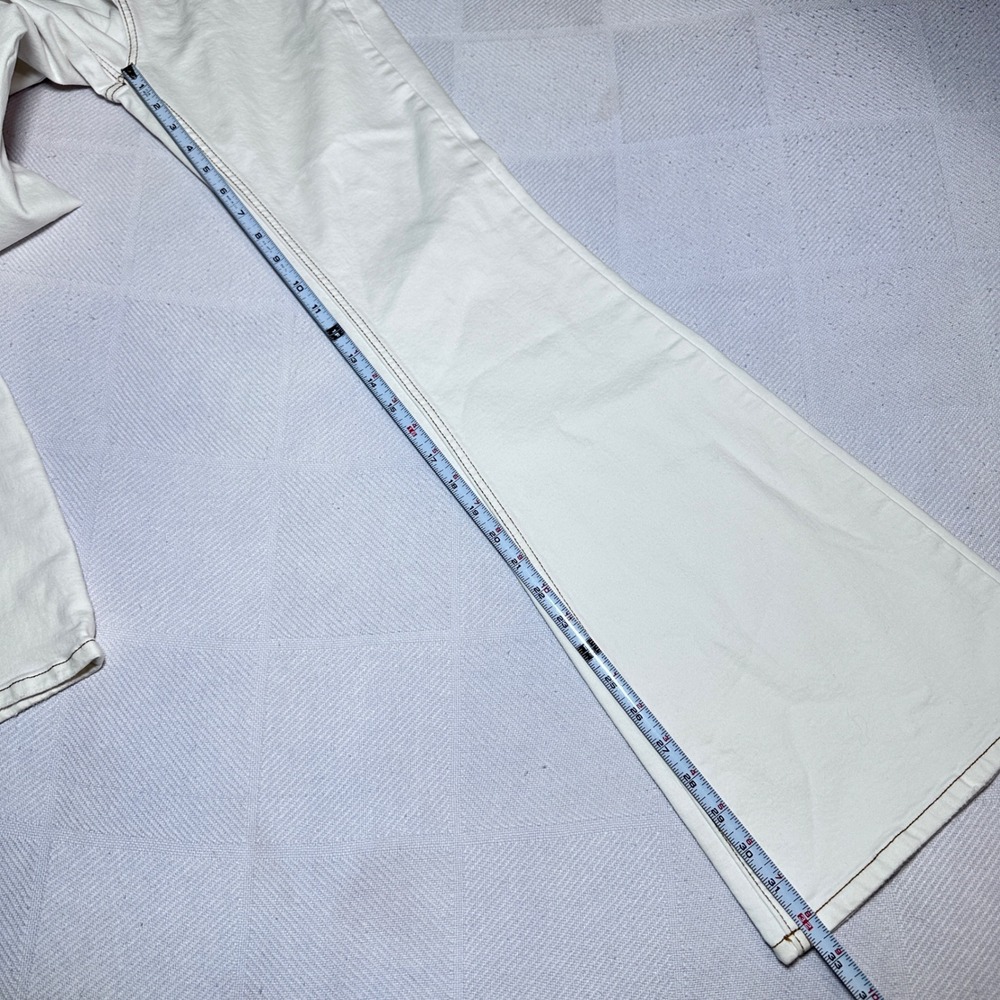We The Free CRVY Flare Jeans Women 26 High Rise‎ Bell Bottom White Free People - Picture 12 of 13